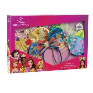 Disney princess 5 piece ear kit NIB